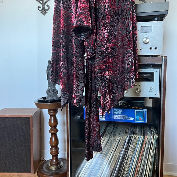 90s Red Velvet Asymmetrical Top with Cinch Belt Vintage - Picture 3 of 7